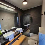 Vendégház Ma Pe Luxury