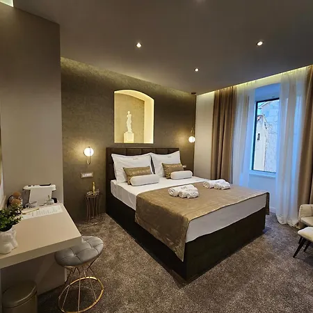 בית הארחה Ma Pe Luxury 4*