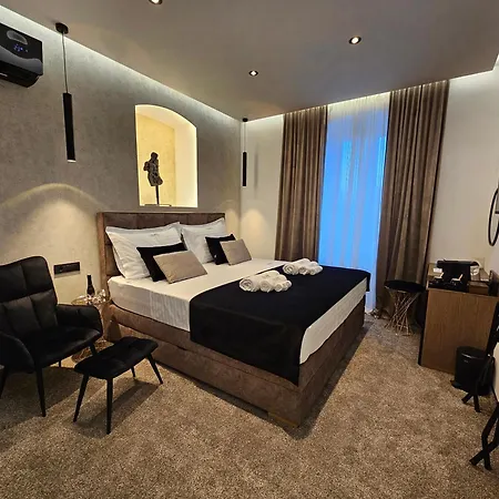 Guest house Ma Pe Luxury 4*