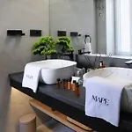 Ma Pe Luxury